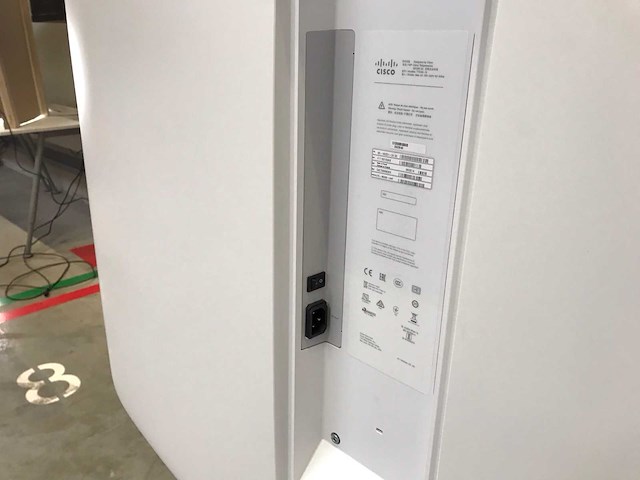 Cisco (mx300 g2) 55”, 1920x1080 (hdtv) led video conferencing kit - afbeelding 3 van  4