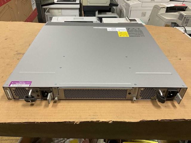 Cisco n2k-c2232pp-10ge netwerk switch - afbeelding 2 van  4
