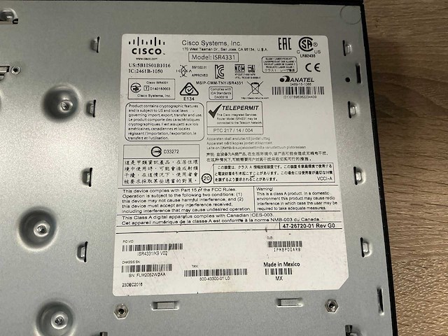Cisco routers (2x) - afbeelding 9 van  9