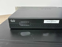 Cisco routers (2x) - afbeelding 7 van  9