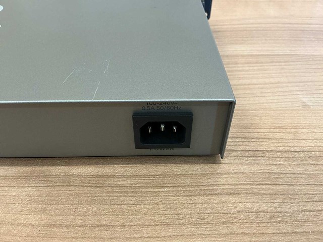Cisco | sg100-24 | netwerkswitch | 24-gigabit poorten - afbeelding 6 van  7
