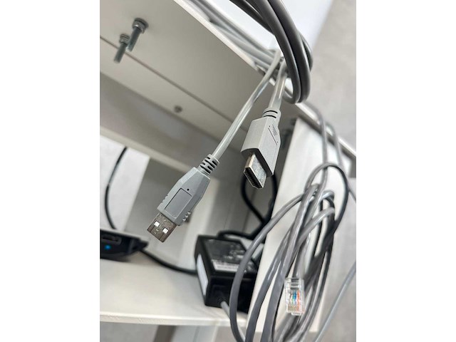 Cisco/ steelcase - videoconferentiesysteem met verrijdbaar statief - afbeelding 14 van  22