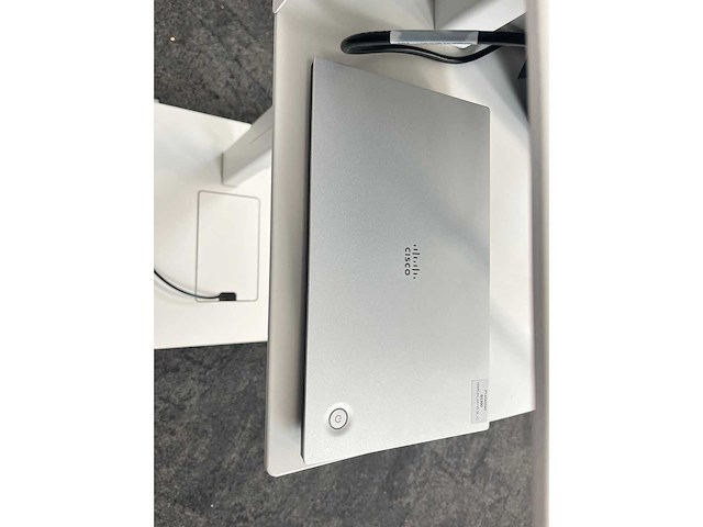 Cisco/ steelcase - videoconferentiesysteem met verrijdbaar statief - afbeelding 9 van  19