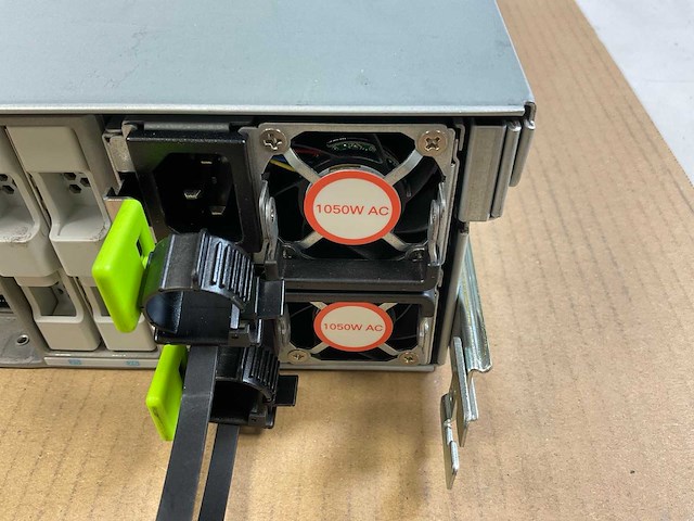 Cisco system inc be7m-m5-k9, xeon(r) gold 6132, 6x 16 gb ram, 14x 300 gb sas(st300mm0048) rack mount chassis - afbeelding 10 van  12