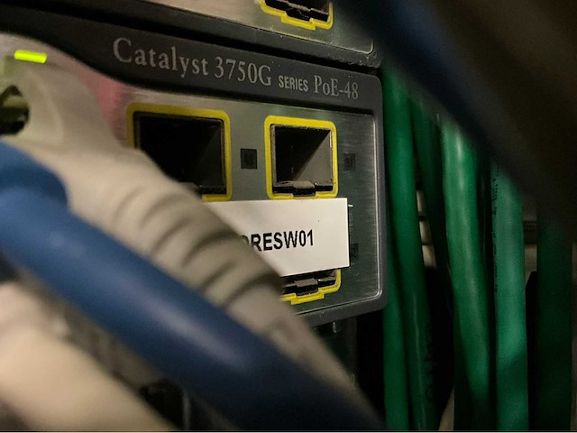 Cisco systems catalyst 3750g series poe-48 switch - afbeelding 3 van  3