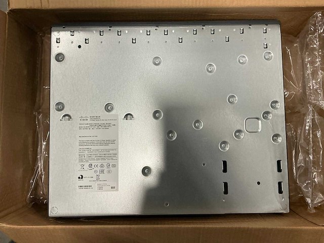 Cisco ws-c2960x-48lpd-l - afbeelding 6 van  8