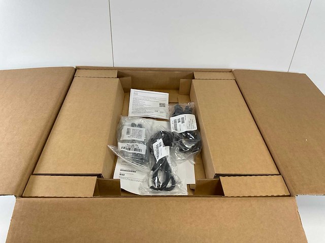 Cisco (ws-c3650-48pd) catalyst 3650 48 port poe+ 2x 10g lan base switches (new) (2x) - afbeelding 12 van  15