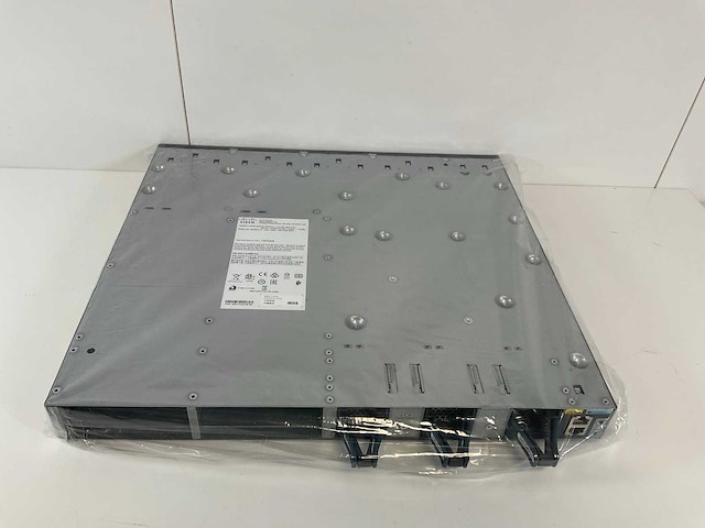 Cisco (ws-c3650-48pd) catalyst 3650 48 port poe+ 2x 10g lan base switches (new) (2x) - afbeelding 6 van  18
