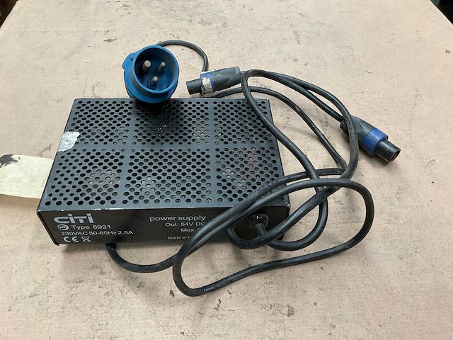 Citi 8921 industriële acculader - afbeelding 1 van  2