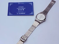 Citizen cq horloge met textured wijzerplaat - afbeelding 5 van  7