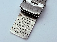 Citizen cq horloge met textured wijzerplaat - afbeelding 7 van  7