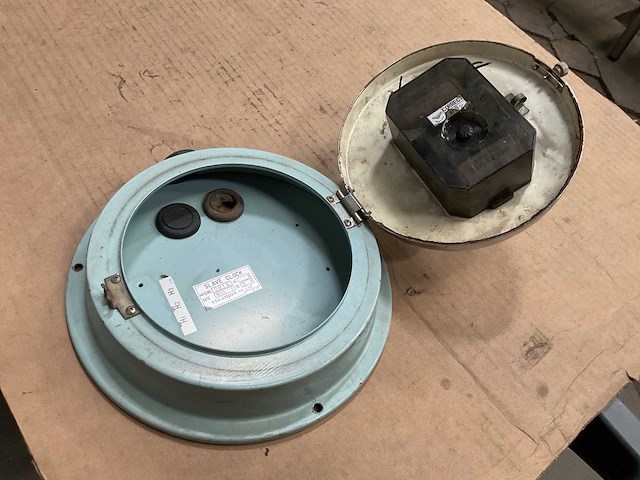 Citizen vintage marine clock - afbeelding 2 van  3