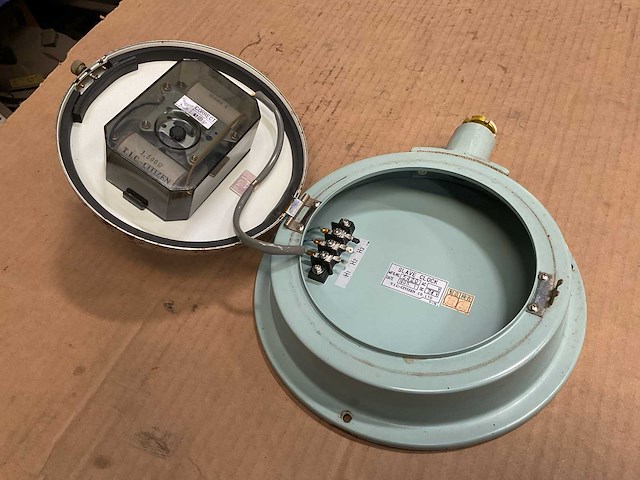 Citizen vintage marine clock - afbeelding 1 van  3