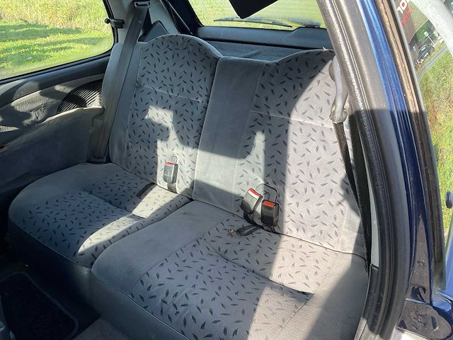 Citroën - 1999 - saxo 1.1 - personenauto - afbeelding 9 van  27