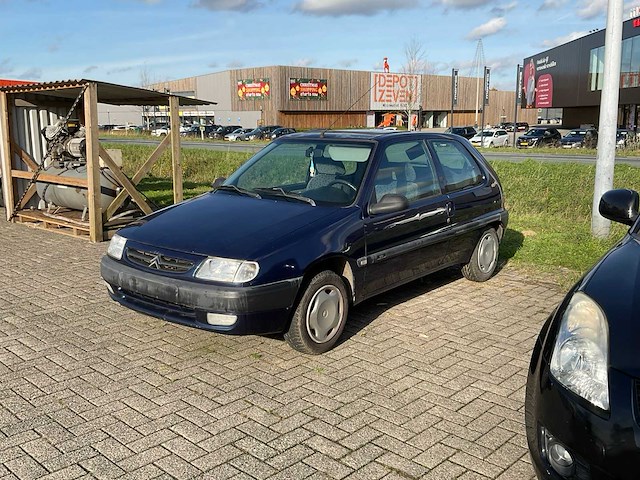 Citroën - 1999 - saxo 1.1 - personenauto - afbeelding 1 van  27
