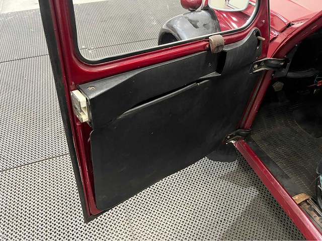 Citroen - 2 cv - eend - 2cv6 special - oldtimer - 1980 - afbeelding 2 van  23