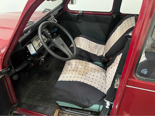 Citroen - 2 cv - eend - 2cv6 special - oldtimer - 1980 - afbeelding 3 van  23