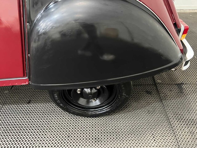 Citroen - 2 cv - eend - 2cv6 special - oldtimer - 1980 - afbeelding 21 van  23