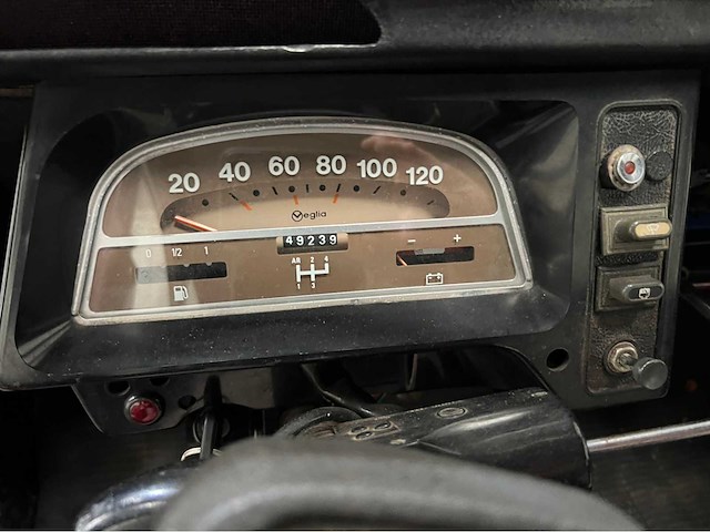 Citroen - 2 cv - eend - 2cv6 special - oldtimer - 1980 - afbeelding 10 van  35