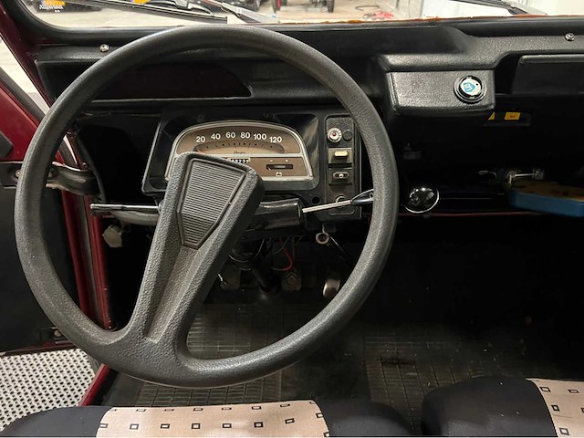 Citroen - 2 cv - eend - 2cv6 special - oldtimer - 1980 - afbeelding 11 van  35