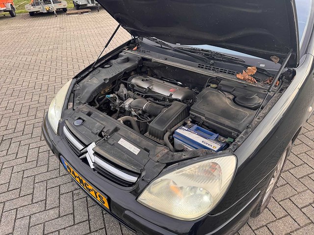 Citroen - 2003 - c5 - 2.0-16v différence2 - personenauto - afbeelding 2 van  19