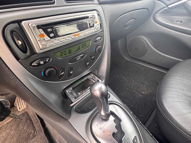 Citroen - 2003 - c5 - 2.0-16v différence2 - personenauto - afbeelding 13 van  19