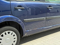 Citroen - 2004 - c3 - 1.4i différence - personenauto - afbeelding 1 van  15