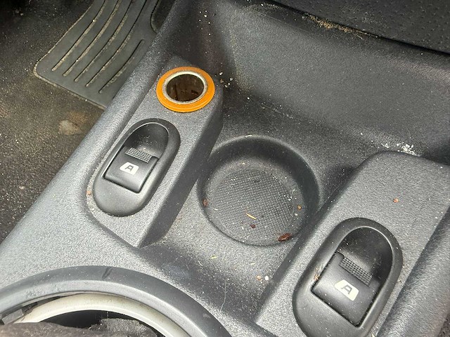 Citroen - 2004 - c3 - 1.4i différence - personenauto - afbeelding 10 van  15