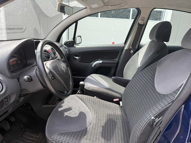 Citroen - 2004 - c3 - 1.4i différence - personenauto - afbeelding 12 van  15