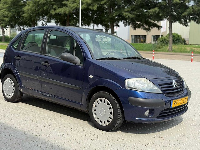 Citroen - 2004 - c3 - 1.4i différence - personenauto - afbeelding 17 van  17