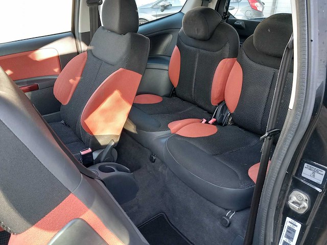 Citroen - 2005 - c2 - 1.4i vtr - personenauto - afbeelding 4 van  18