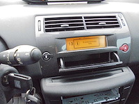 Citroen - 2005 - c4 coupé - 1.6-16v vtr+ -15-rx-fr - afbeelding 11 van  11