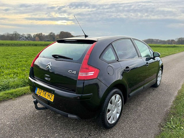 Citroen - 2006 - c4 - 1.6-16v image - 32-tk-hz - afbeelding 8 van  12