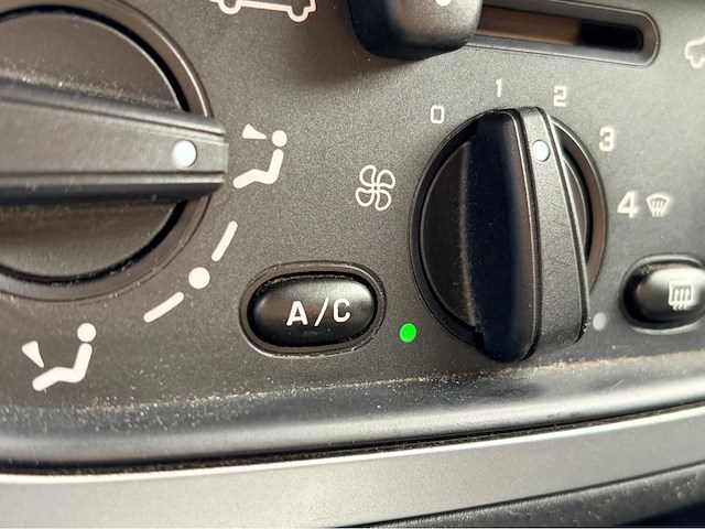 Citroen - 2007 - c2 - airco - 1.1i séduction - personenauto - afbeelding 2 van  14