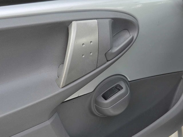 Citroen - 2010 - c1 - 1.0-12v ambiance - 60-lvl-9 - afbeelding 10 van  19