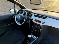 Citroen - 2010 - ds3 - 1.6 so chic in white - 65-ntz-1 - afbeelding 2 van  12