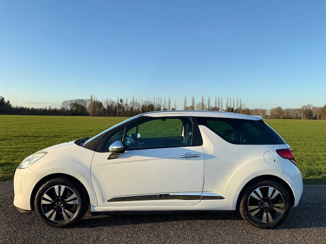 Citroen - 2010 - ds3 - 1.6 so chic in white - 65-ntz-1 - afbeelding 5 van  12