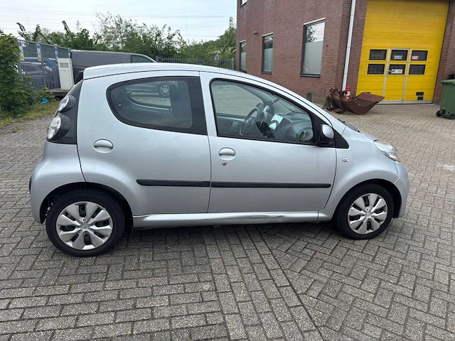 Citroen - 2011 - c1 - 1.0-12v ambiance - personenauto - afbeelding 9 van  12