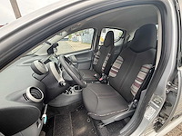 Citroen - 2011 - c1 - 1.0-12v ambiance - personenauto - afbeelding 12 van  12