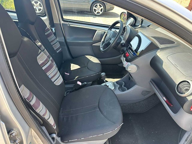 Citroen - 2011 - c1 - 1.0-12v ambiance - personenauto - afbeelding 2 van  17