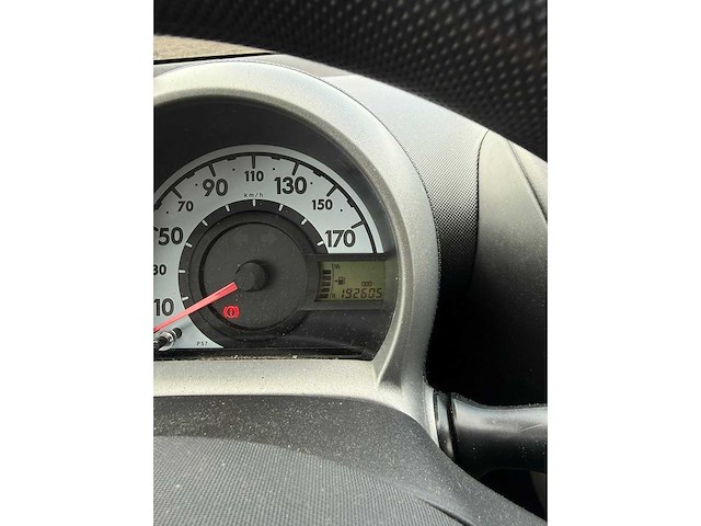 Citroen - 2012 - c1 - 1.0 tendance - 06-tsn-7 - afbeelding 9 van  9