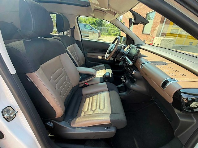 Citroen - 2014 - c4 cactus - 1.2 e-vti shine - automaat - personenauto - afbeelding 2 van  23