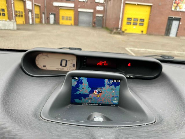Citroen - 2015 - c3 picasso - 1.2 puret exclusive - personenauto - afbeelding 4 van  16