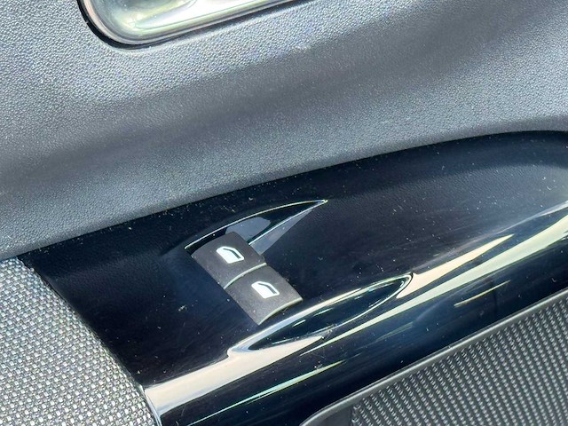 Citroen - 2015 - c4 cactus - 1.2 puretech feel - 4-zpb-93 - afbeelding 16 van  22