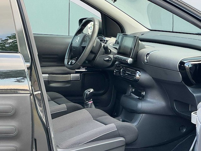 Citroen - 2015 - c4 cactus - 1.2 puretech feel - 4-zpb-93 - afbeelding 18 van  22