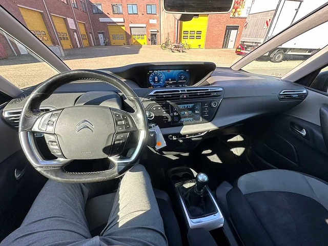 Citroen - 2016 - grand c4 picasso - 1.2 puret. business - personenauto - afbeelding 12 van  22