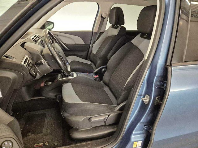 Citroen - 2016 - grand c4 picasso - 1.2 puret. intensive - personenauto - afbeelding 15 van  18