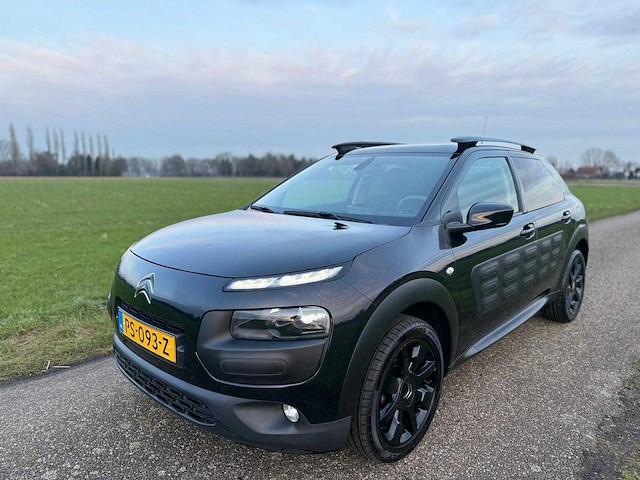 Citroen - 2017 - c4 cactus - 1.2 puret. one-tone - ps-093-z - afbeelding 1 van  13