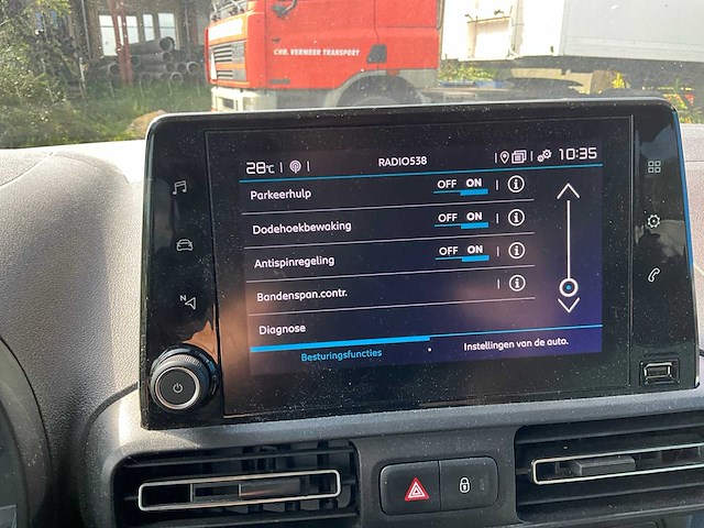 Citroen - 2022 - berlingo xl - 1.2 p.tech shine 7p - personenauto - afbeelding 15 van  78