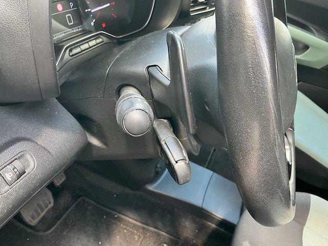 Citroen - 2022 - berlingo xl - 1.2 p.tech shine 7p - personenauto - afbeelding 32 van  78